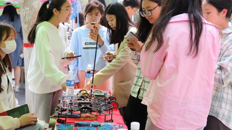 大数据分析系统定制开发：企业智慧决策的基石